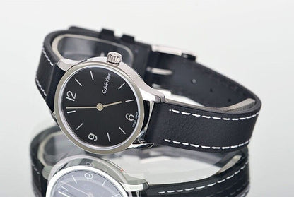 CALVIN KLEIN Endless Quarz Damenarmbanduhr mit schwarzem Ziffernblatt
