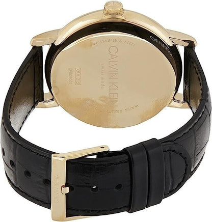 CALVIN KLEIN Established Quarz Herrenarmbanduhr silbernes Zifferblatt