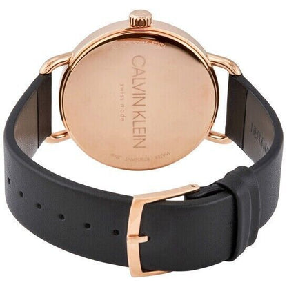 CALVIN KLEIN Even Quarz Damenarmbanduhr mit silbernem Zifferblatt