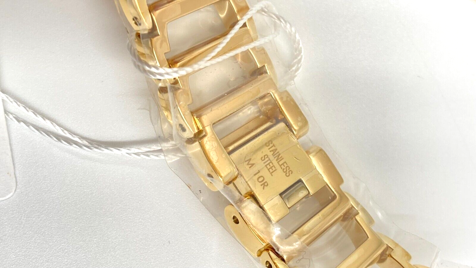 CALVIN KLEIN Quarz Damenarmbanduhr silbernes Zifferblatt gelbgoldene Beschichtung
