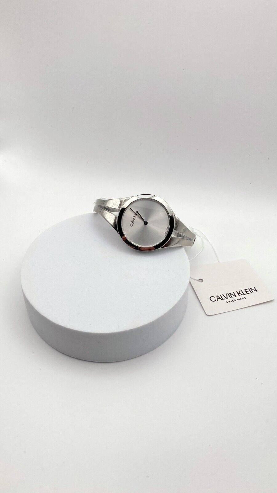 CALVIN KLEIN Addict Silber Zifferblatt Kleine Armreif Damen Uhr