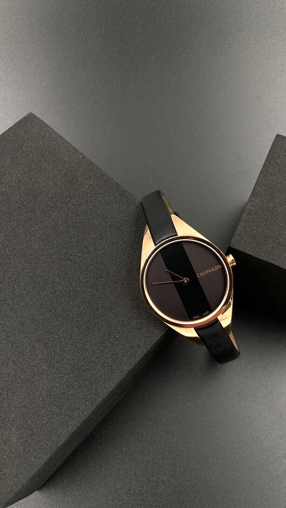 CALVIN KLEIN Rebel Quarz Damenarmbanduhr mit schwarzem Zifferblatt