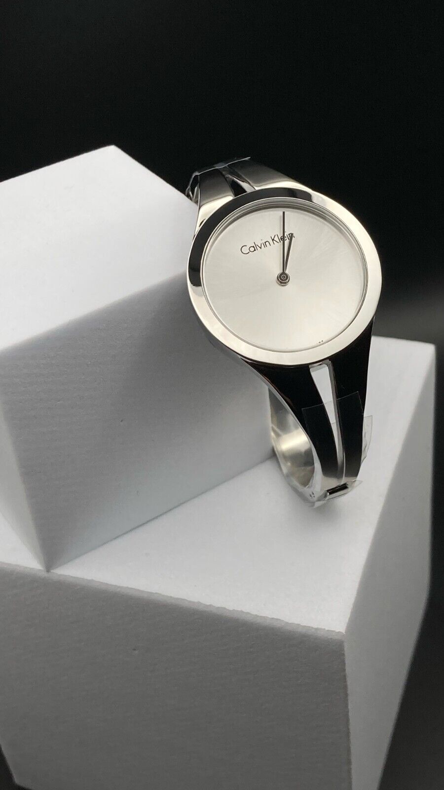 CALVIN KLEIN Addict Silber Zifferblatt Kleine Armreif Damen Uhr