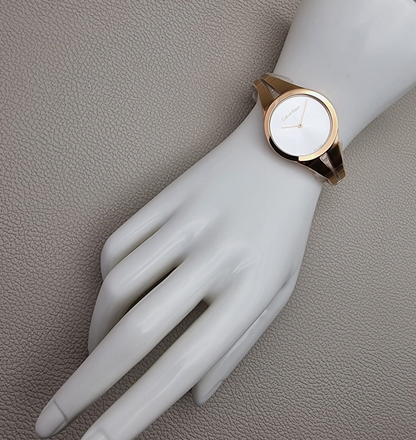 CALVIN KLEIN Addict Silber Zifferblatt Mittel Rose Gold PVD Damen Uhr