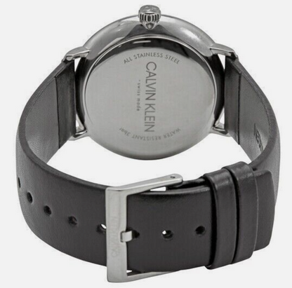 CALVIN KLEIN High Noon Quarz-Herrenuhr mit silbernem Zifferblatt K8M211C6