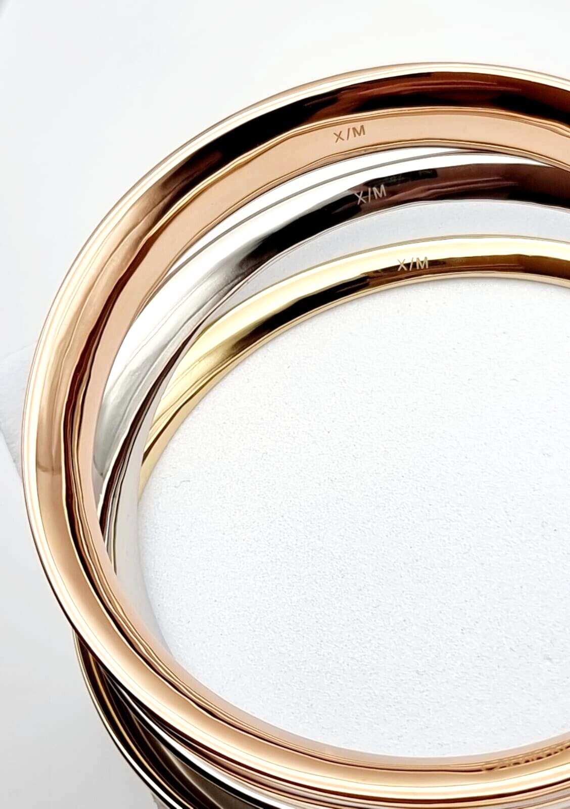 CALVIN KLEIN GROOVY KJ8QDD30010M EDELSTAHLARMBÄNDER – 3-FARBIG