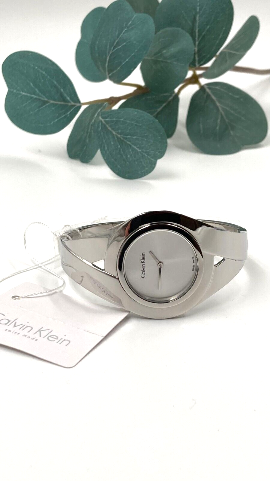CALVIN KLEIN Sinnliche Silber Zifferblatt Medium Armreif Damen Uhr