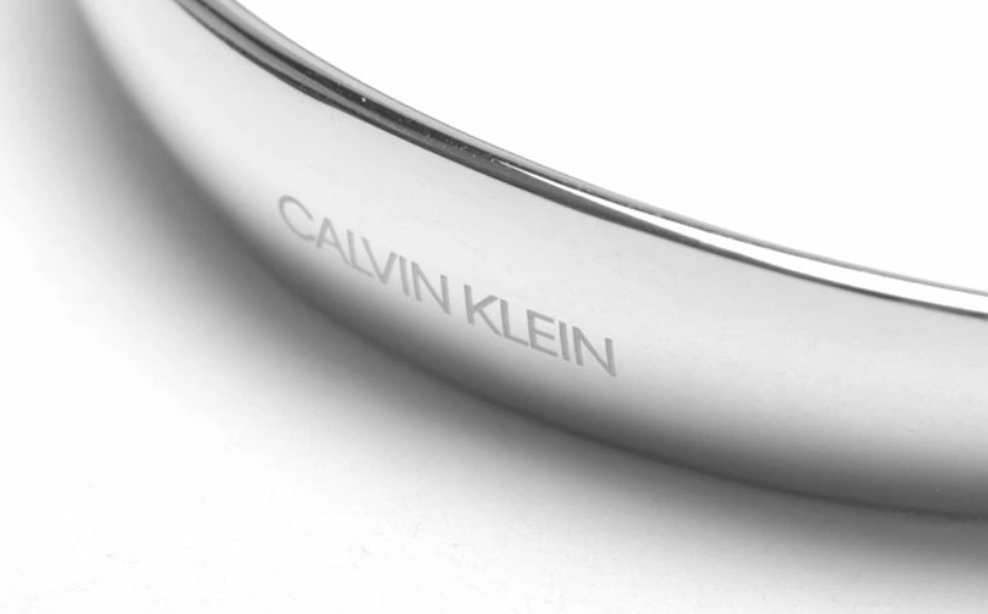 CALVIN KLEIN GROOVY KJ8QDD30010M EDELSTAHLARMBÄNDER – 3-FARBIG