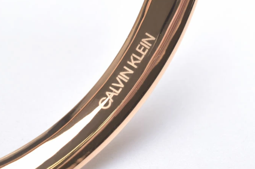 CALVIN KLEIN GROOVY KJ8QDD30010M EDELSTAHLARMBÄNDER – 3-FARBIG