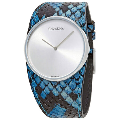 CALVIN KLEIN Spellbound Damenarmbanduhr silbernes Zifferblatt blaues Lederarmband