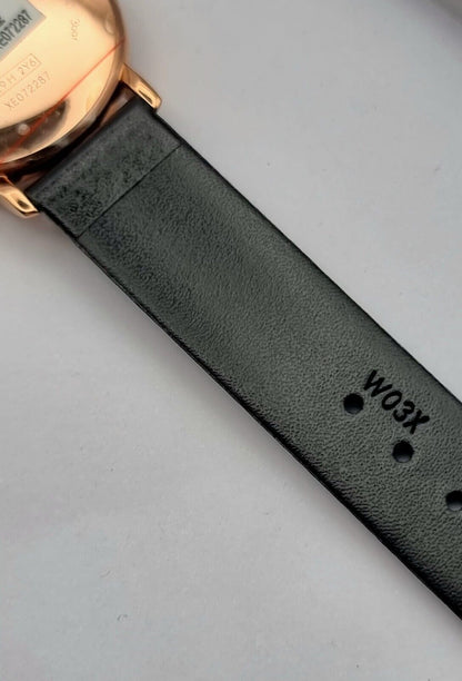 CALVIN KLEIN Established Quarz Damenarmbanduhr silbernes Zifferblatt