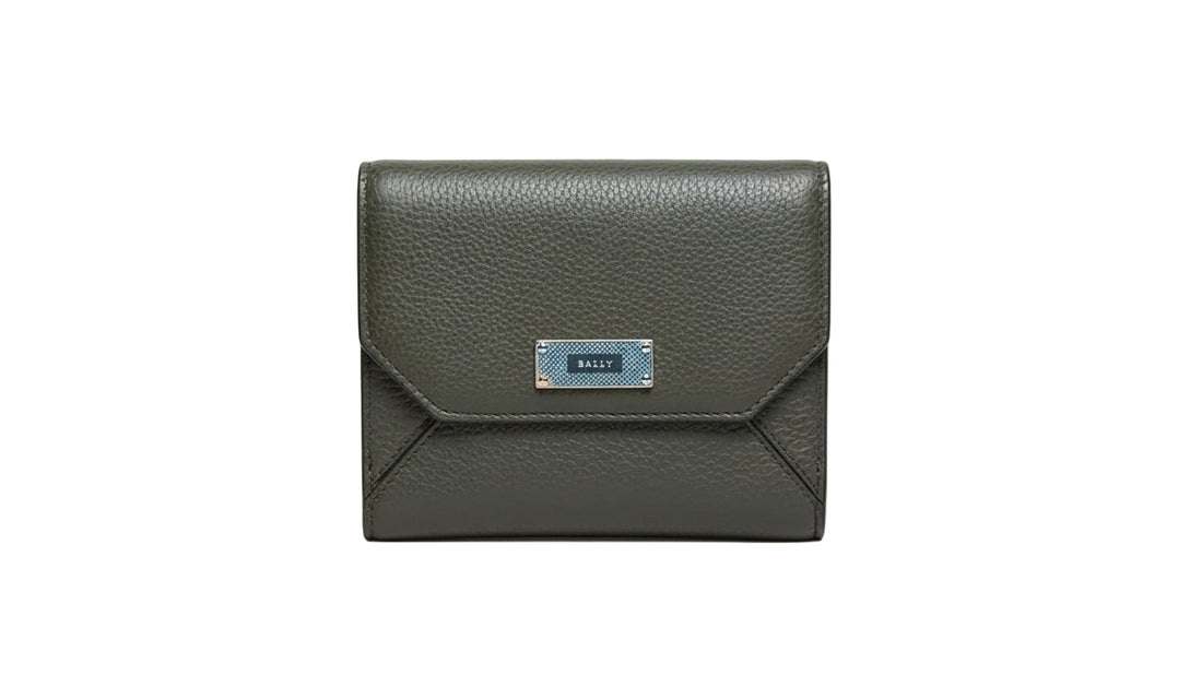 Bally Lorel Suzy Damen-Geldbörse aus Fango Leder mit klassischen Design und Reißverschluss.