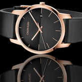 Calvin Klein City Herrenuhr mit 43mm Gehäuse, Quarzuhr, Swiss Made, stilvolles Design, Edelstahlarmband