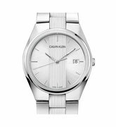 Calvin Klein Contra Damenarmbanduhr mit 34mm Gehäuse, silbernem Zifferblatt und Quarzwerk, Swiss Made, stilvolles Design