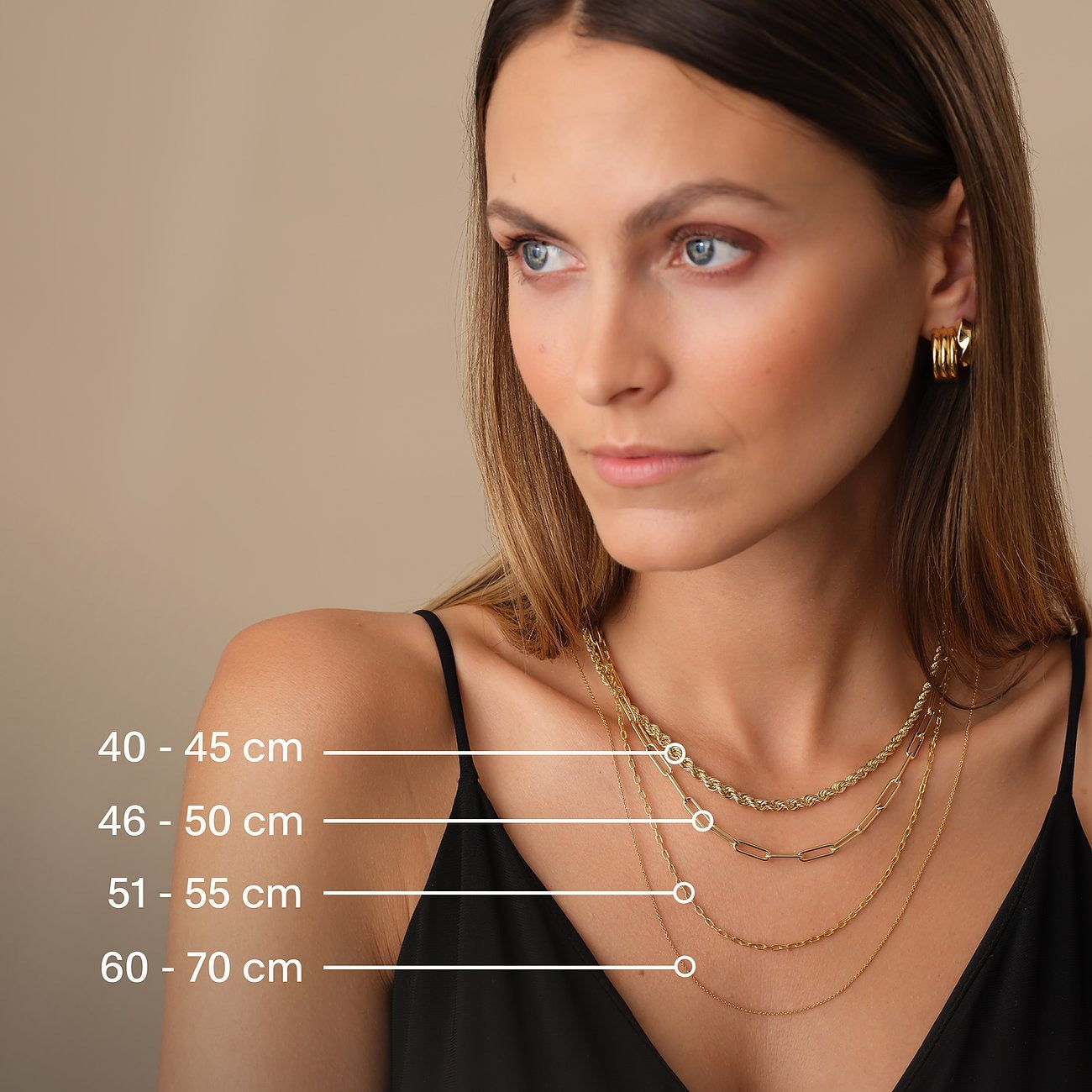 Calvin Klein Damenkette CK Edge aus Edelstahl in Roségold, elegante Halskette mit schlichter, moderner Designoptik.