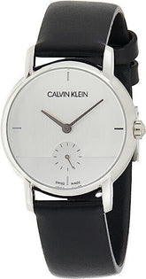 Calvin Klein Damenuhr Established mit 32mm Gehäuse, Quarz, silbernem Zifferblatt und Edelstahlarmband, Swiss Made.