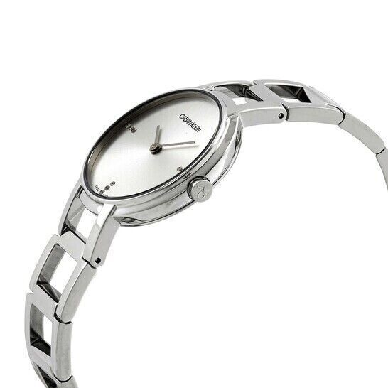 Calvin Klein Damenuhr Classic, Quarzuhr mit 32mm Gehäuse, silbernes Zifferblatt, Swiss Made, eleganter Damenuhrenstil