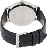 Calvin Klein Herrenuhr Classic mit 43mm Edelstahlgehäuse, silbernes Zifferblatt, Quarzwerk, Swiss Made, stilvolle Armbanduhr