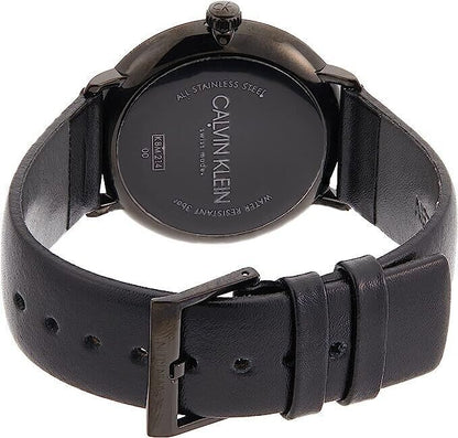 Calvin Klein Classic Herrenuhr, 40mm Quarzuhr mit Swiss Made, stilvolles Design, Edelstahlarmband und klarer Zifferblatt.