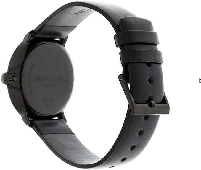 Calvin Klein Classic Herrenuhr 40mm Quarzuhr Swiss Made, elegantes Design mit Edelstahlarmband und dunklem Zifferblatt