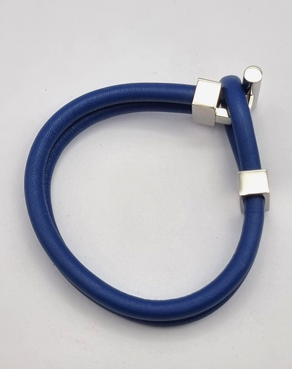 Calvin Klein Anchor Armband aus Edelstahl und Leder in Blau, Unisex, Armband mit Anker-Design, modisch und langlebig