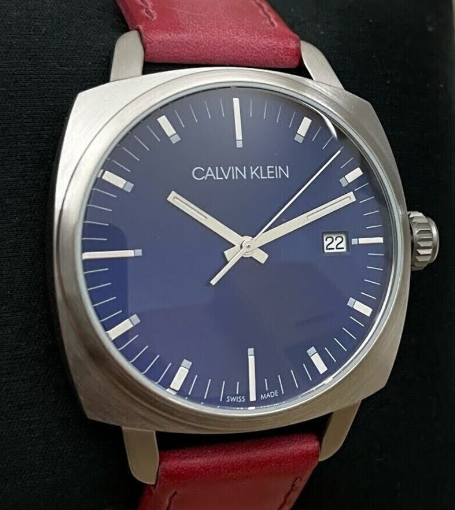 Calvin Klein Fraternity Herrenuhr mit 38,7 mm Quarzwerk, Swiss Made, Edelstahlarmband, modernes Design