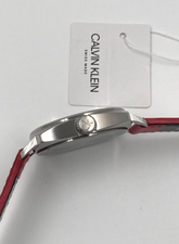 Calvin Klein Fraternity Herrenuhr mit 38,7mm Quarzwerk, Swiss Made, Edelstahlarmband und dunklem Zifferblatt