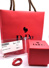 Dodo Charm aus 9 Karat Gold in Roségold mit Rubin, elegantes Schmuckstück mit detailreicher Gestaltung.