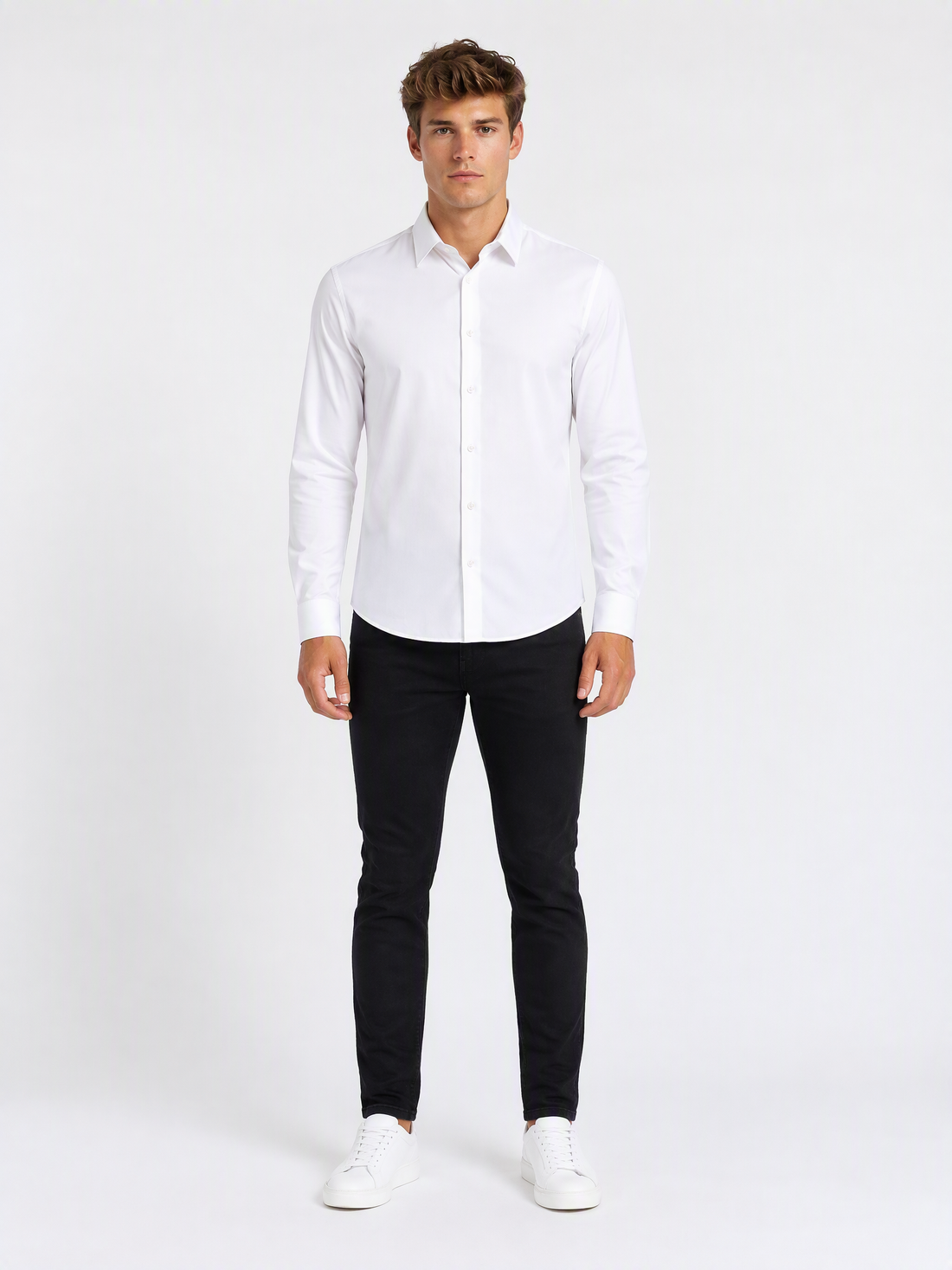 Versace Herrenhemd Weiß Klassisch — on model
