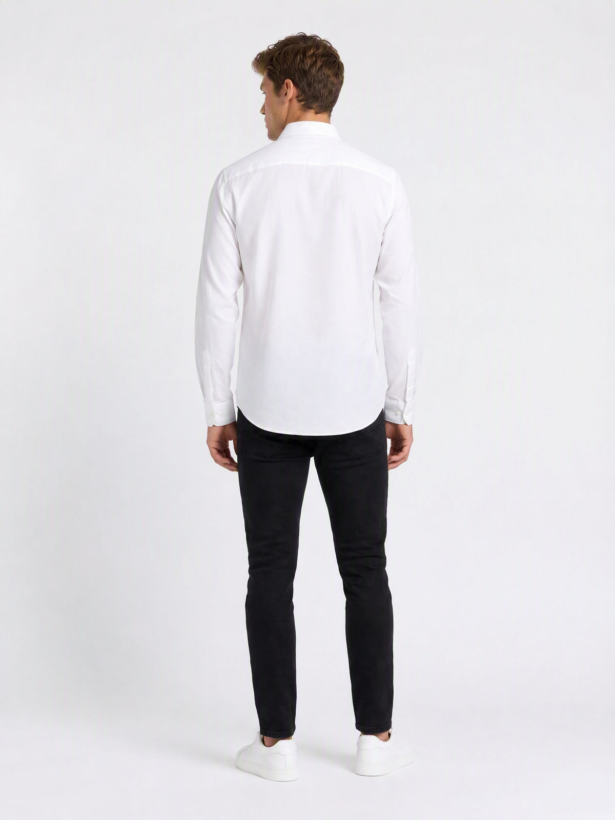 Versace Herrenhemd Weiß Klassisch — on model