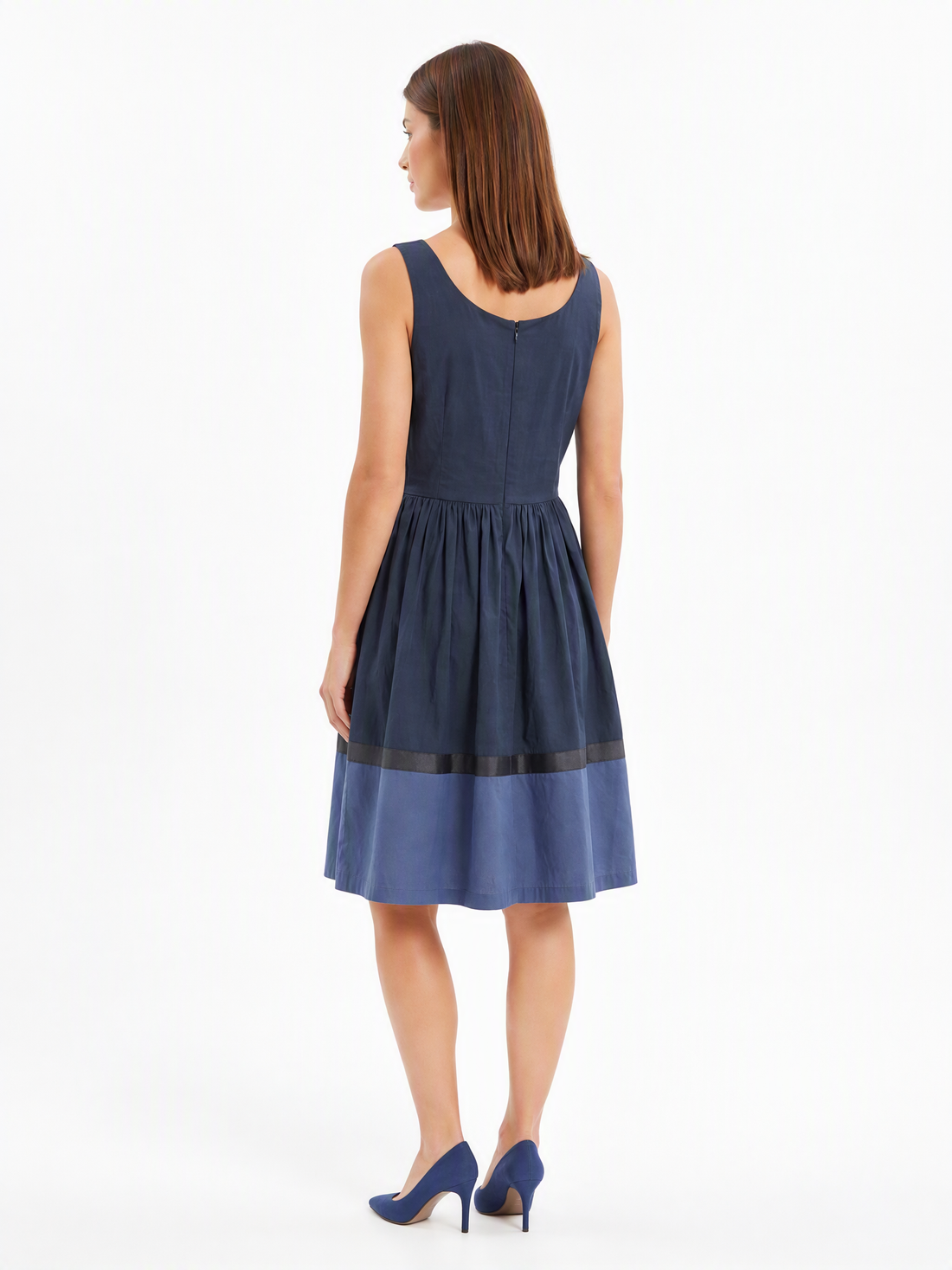 Armani Jeans Kleid Damen Dunkelblau — on model