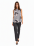 Armani Jeans Bluse Damen ärmellos Rosen-Print Grau — on model