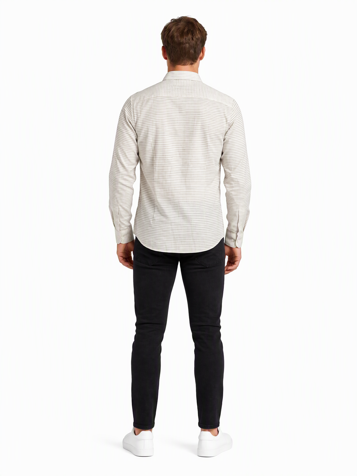 Emporio Armani Herrenhemd Weiß Gestreift — on model