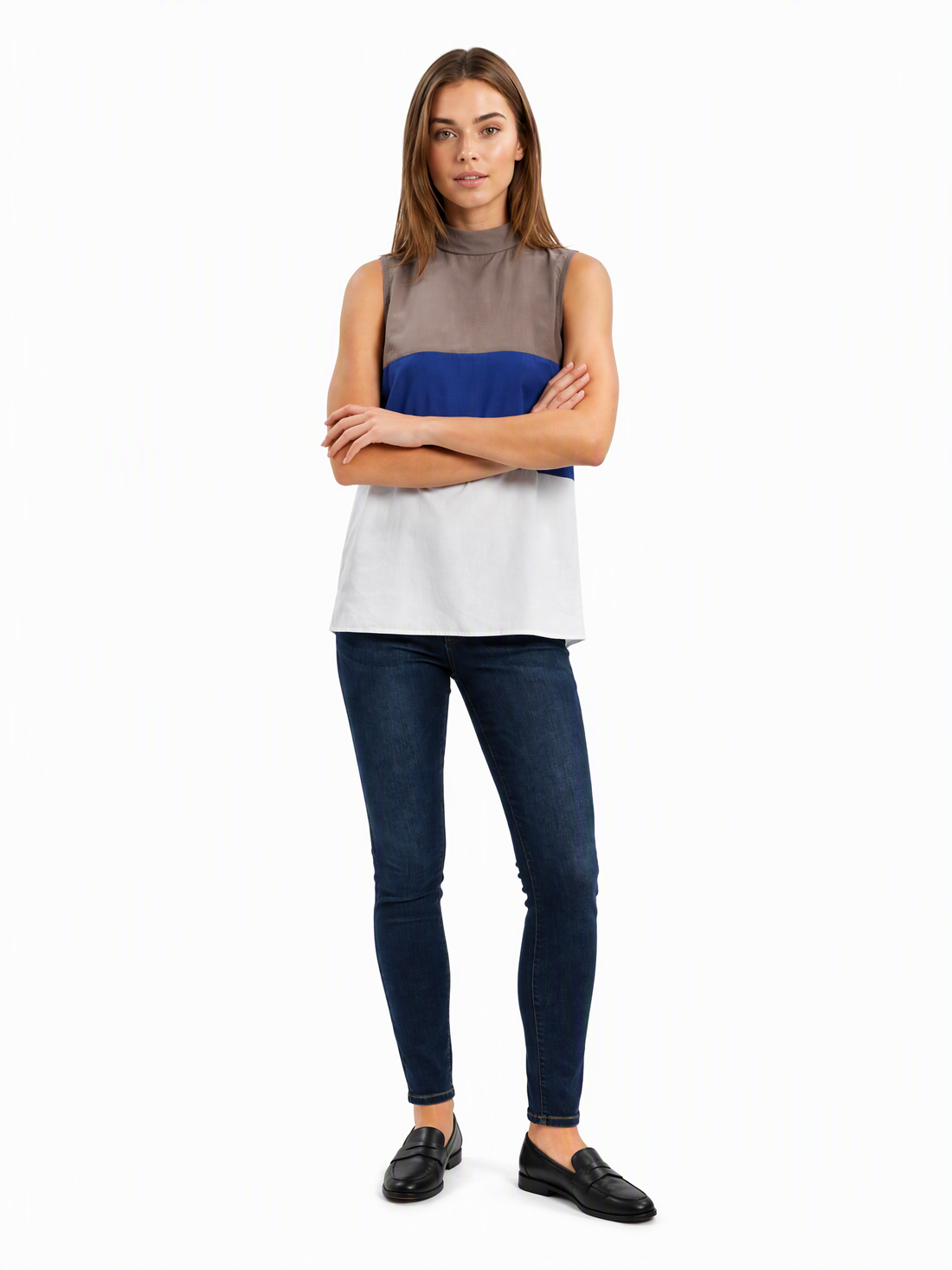 Emporio Armani R2K51T R9802 010 R1 Ärmellose Bluse Mehrfarbig — on model