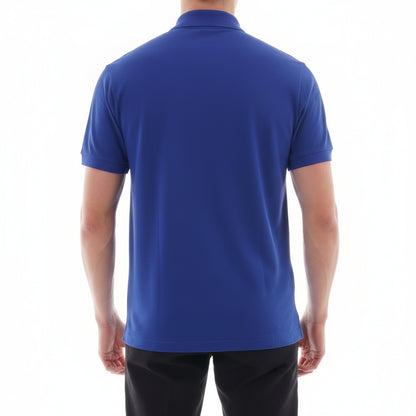 Herren Poloshirt von Lacoste Oceane in Hellblau, leichtes und bequemes Polo aus Baumwolle, mit typischem Lacoste Krokodil-Logo.