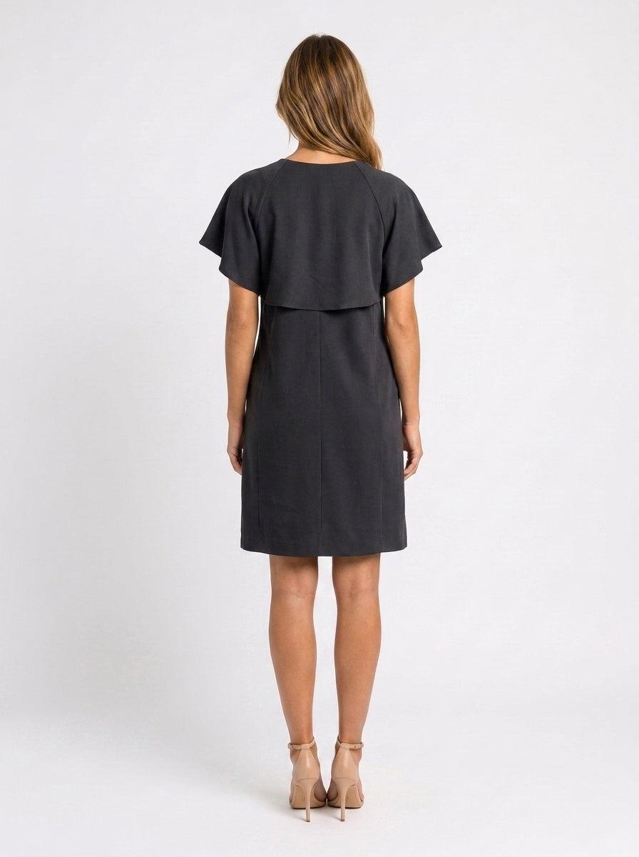 Emporio Armani Kleid Schwarz — on model