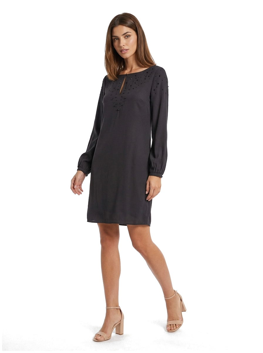 Armani Jeans Kleid Schwarz mit Verzierungen — on model