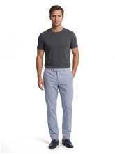 Armani Jeans Hose Blau (3Y6P68 6NENZ) — on model