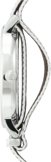 Tissot Everytime Medium 38mm Quarzuhr mit schlichtem Zifferblatt und Edelstahlarmband auf dunklem Hintergrund.