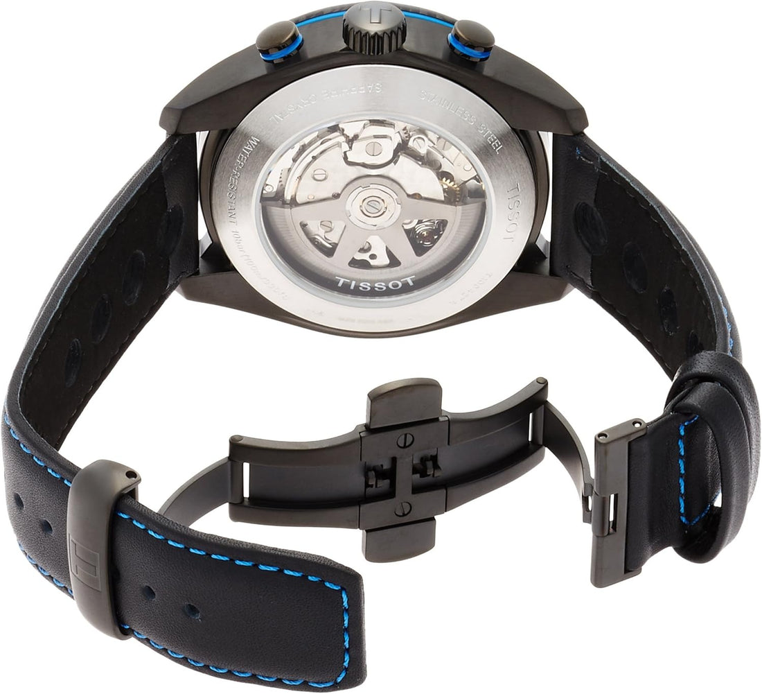 Tissot PRS 516 Automatik-Chronograph 45mm mit schwarzem Zifferblatt und Edelstahlarmband, zeigt Chronographenfunktionen.